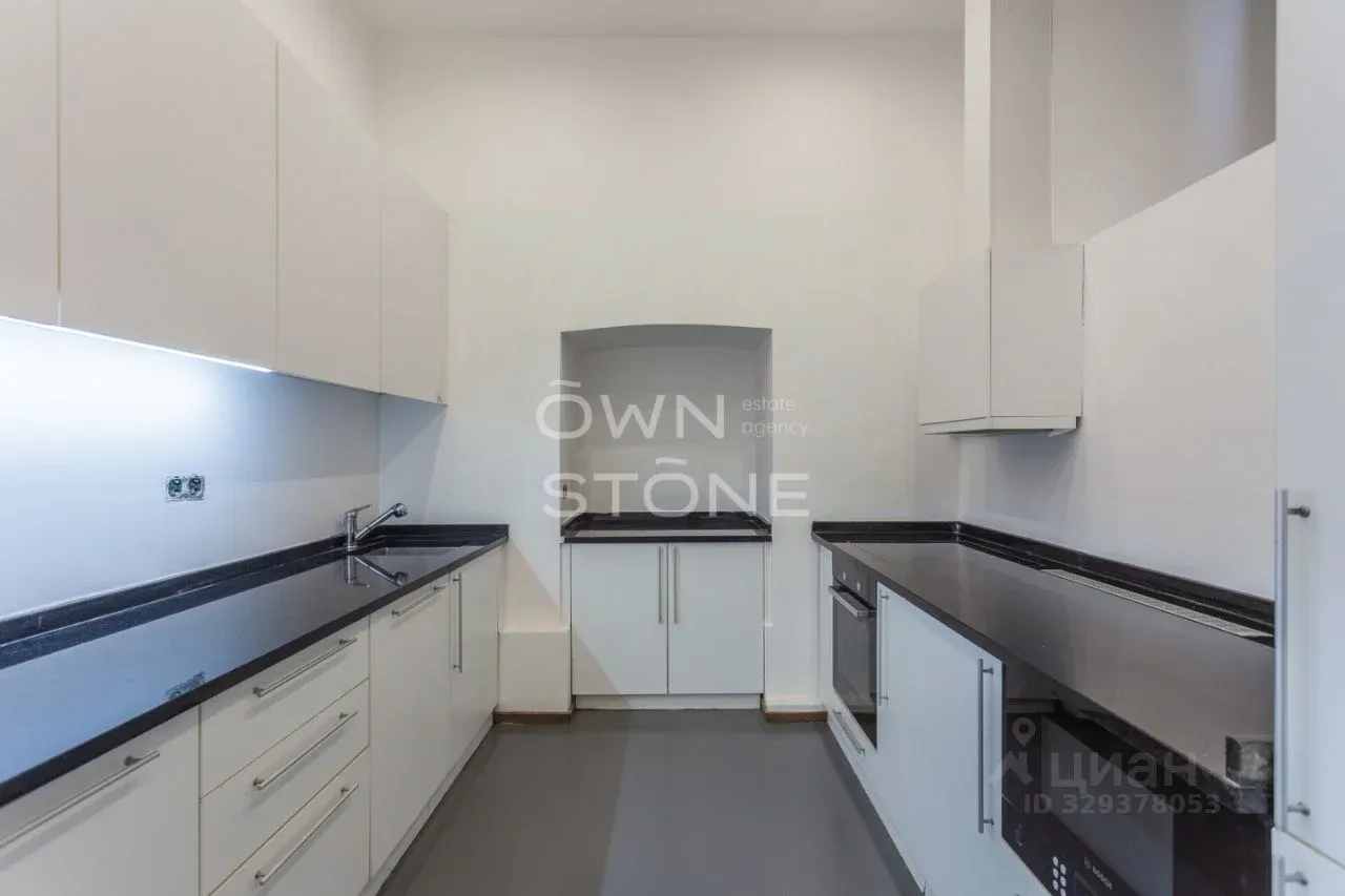 Коммерческая недвижимость, 156 м²