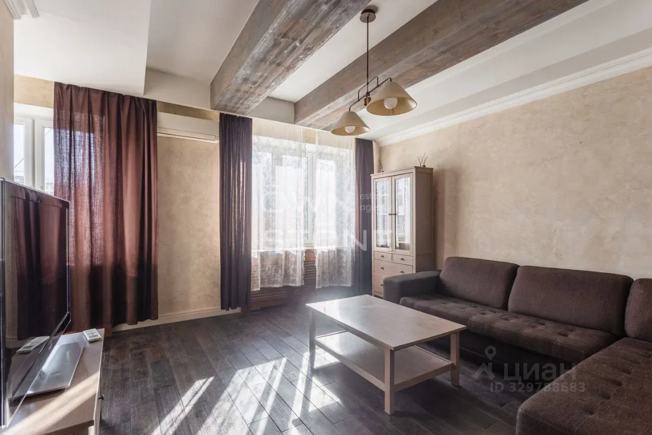 Продается 2-комн. квартира, 70 м²