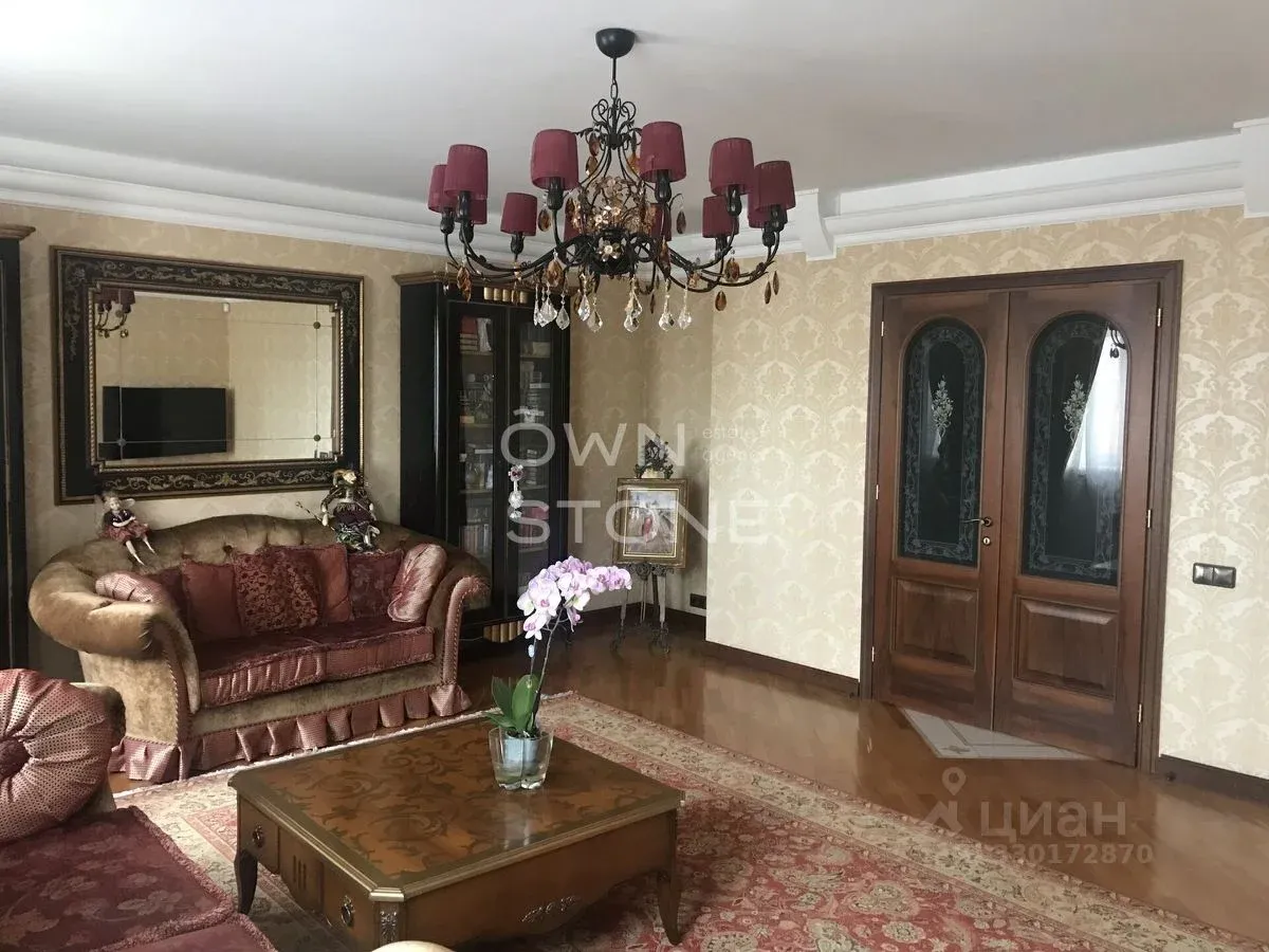 Продается 4-комн. квартира, 125,3 м²