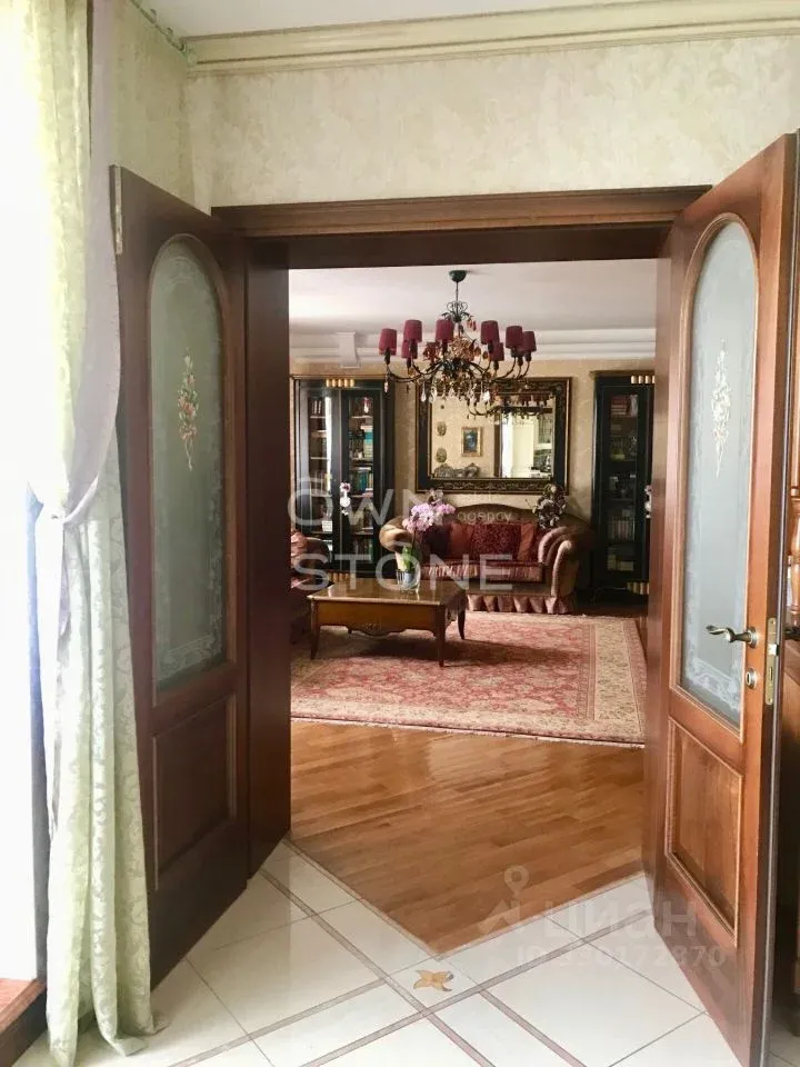 Продается 4-комн. квартира, 125,3 м²