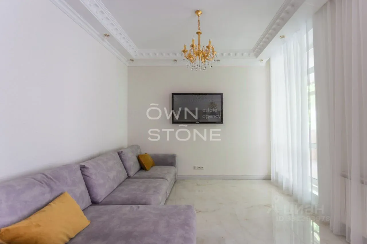 3-комн. квартира, 140 м²