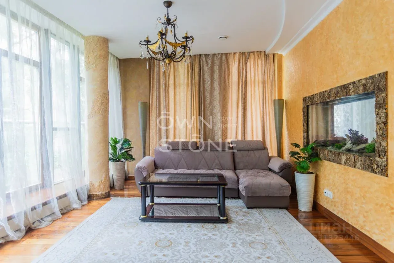 4-комн. квартира, 188 м²