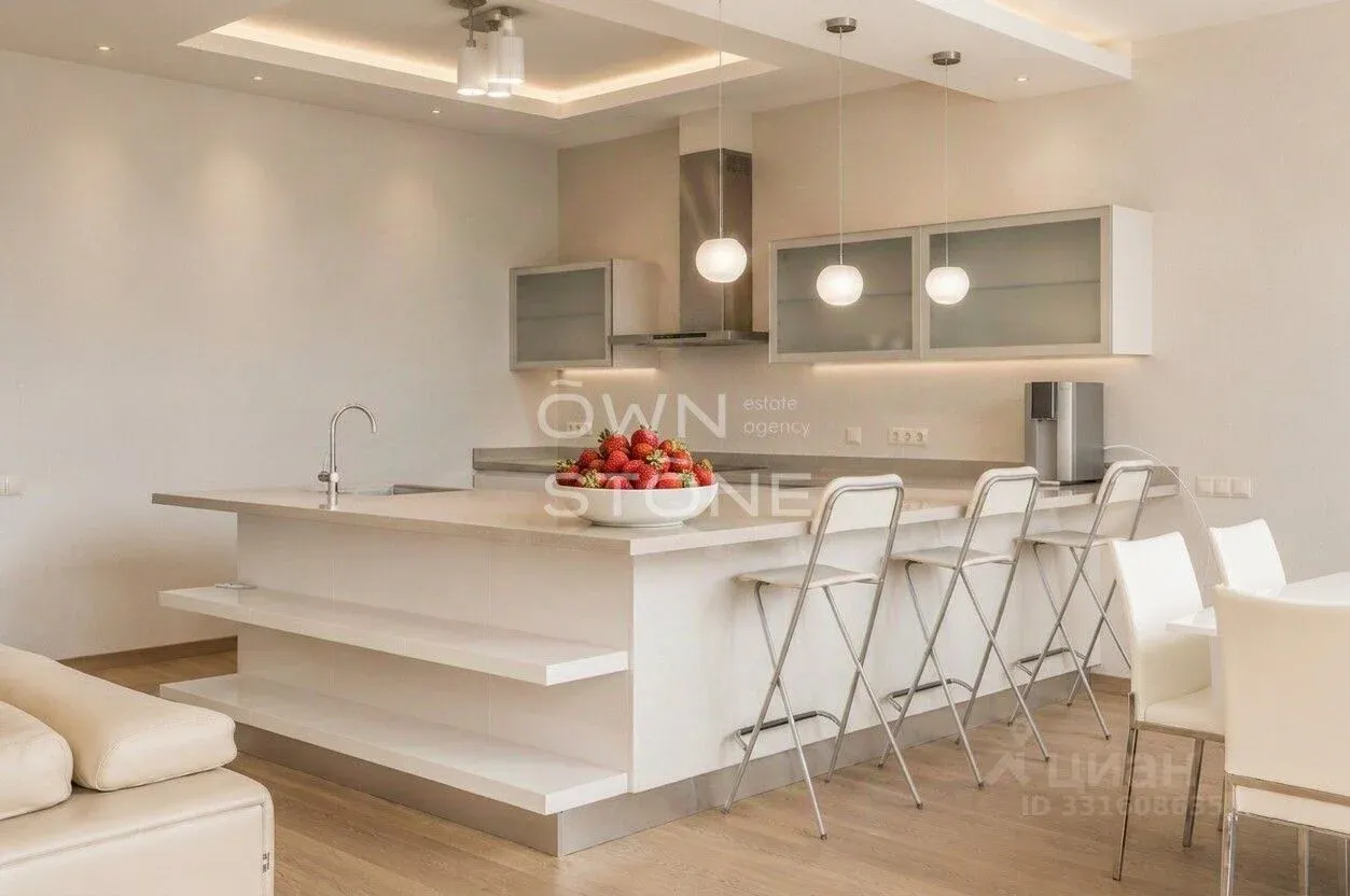 3-комн. квартира, 132.2 м²