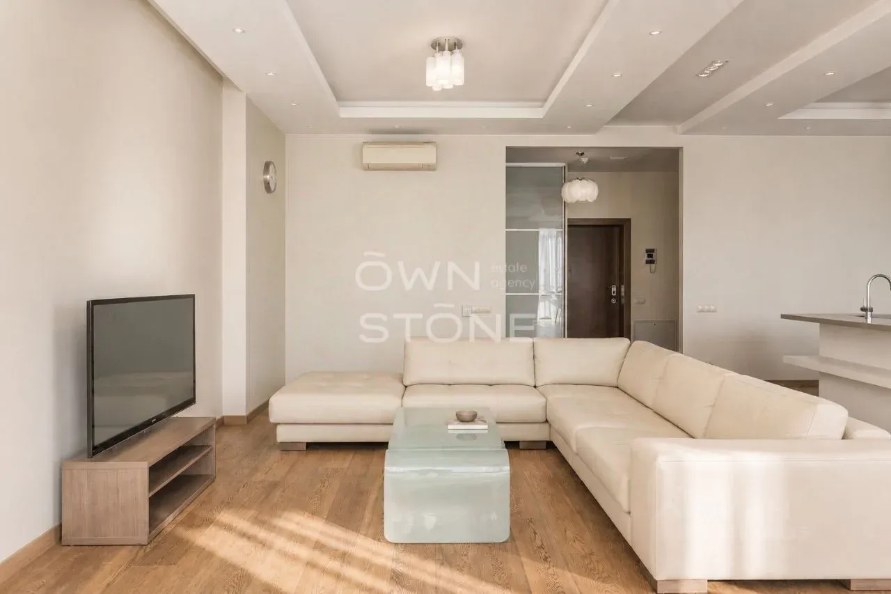 3-комн. квартира, 132.2 м²