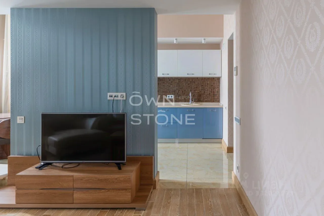 2-комн. квартира, 80 м²