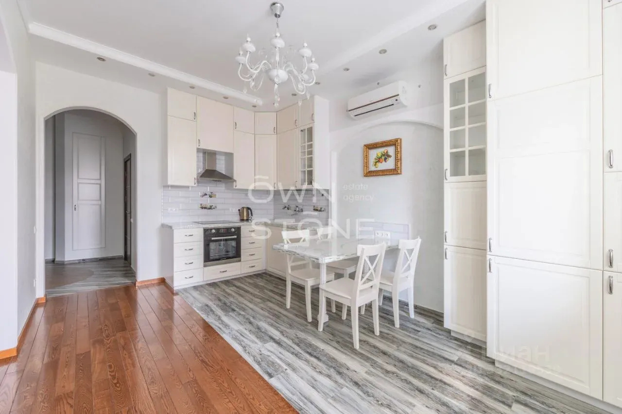2-комн. квартира, 65 м²