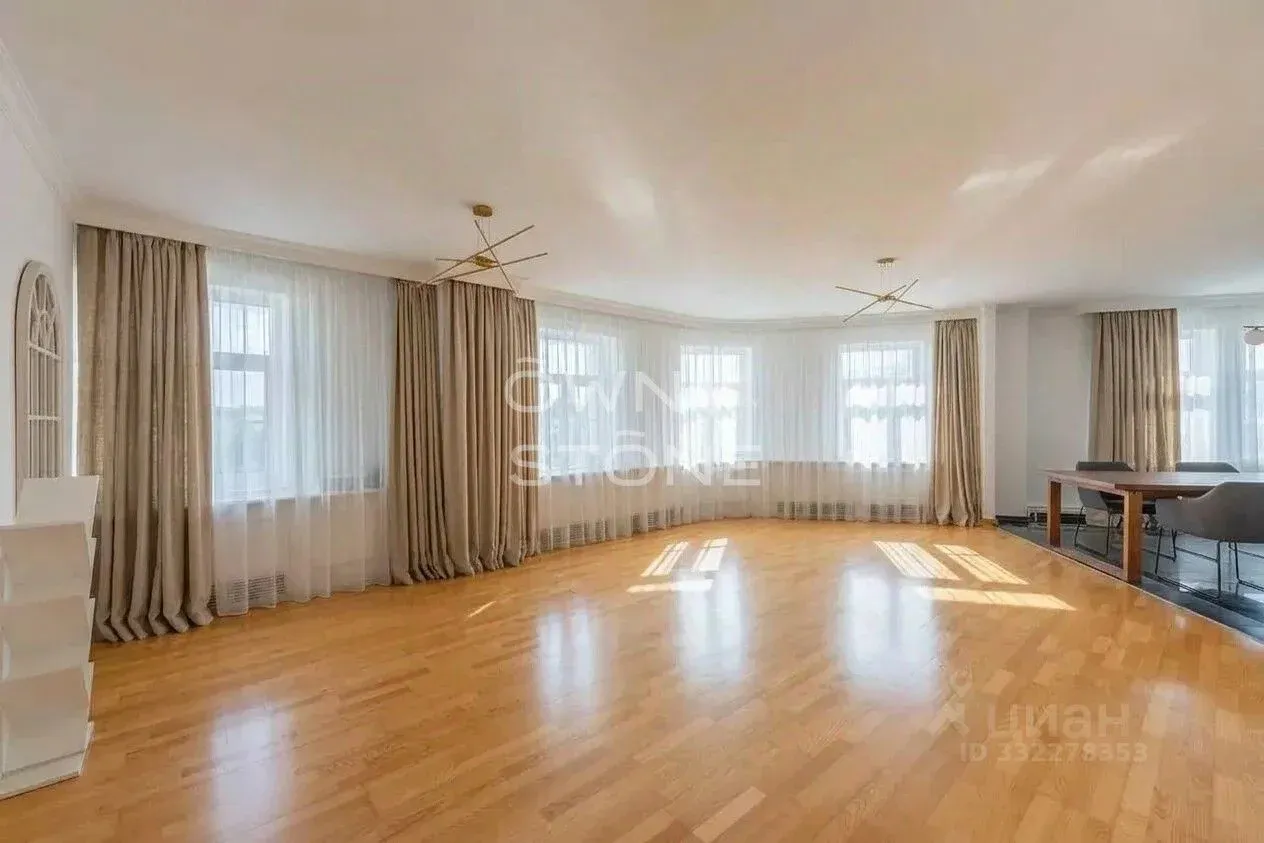 4-комн. квартира, 165 м²