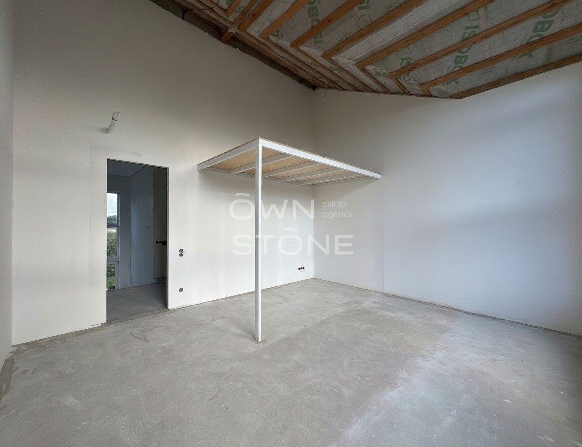 4-комнатная, 240 м² — 43 500 000 ₽