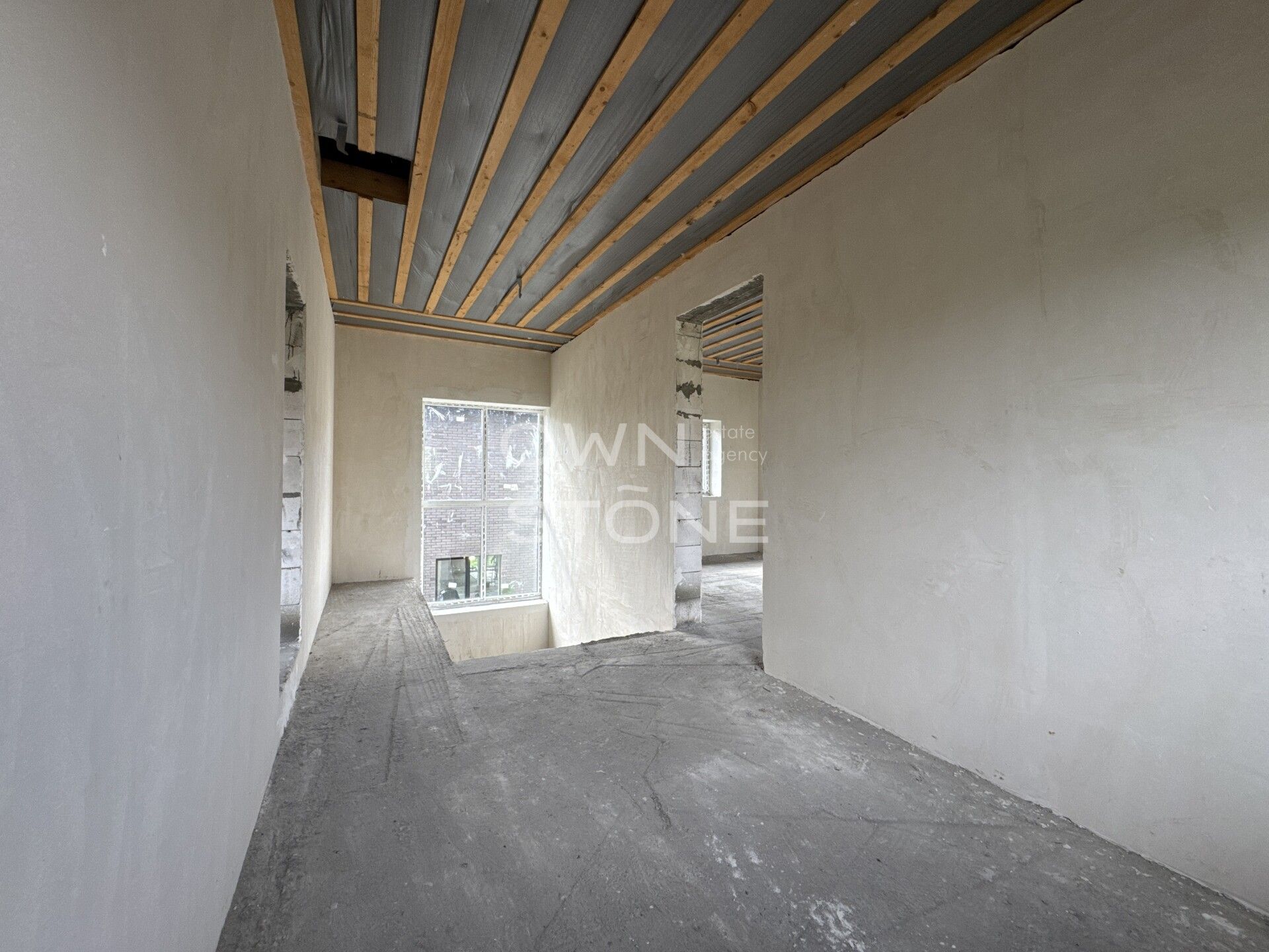 4-комнатная, 250 м² — 35 000 000 ₽