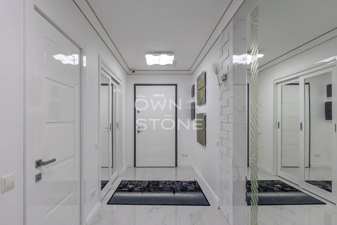 3-комнатная, 128 м² — 60 000 000 ₽