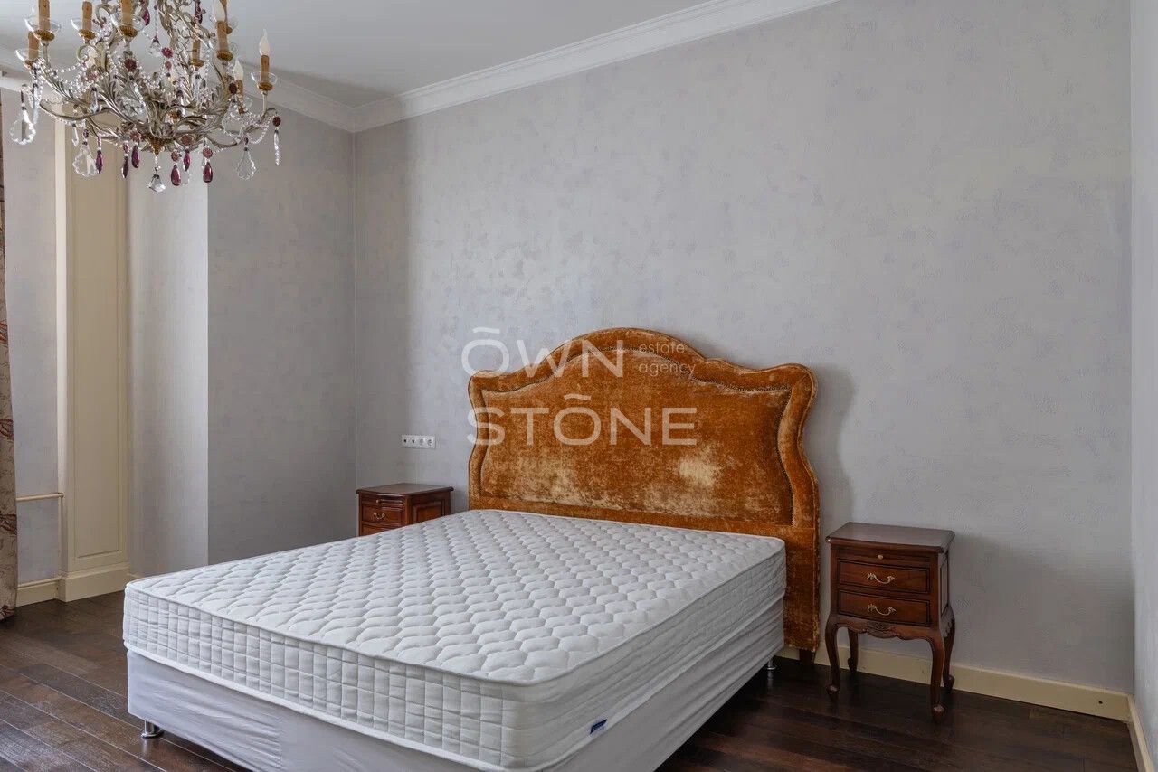3-комнатная, 195 м² — 495 000 ₽