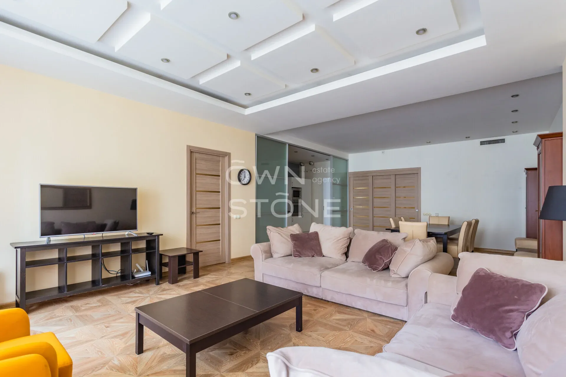 5-комнатная, 180 м² — 169 990 000 ₽
