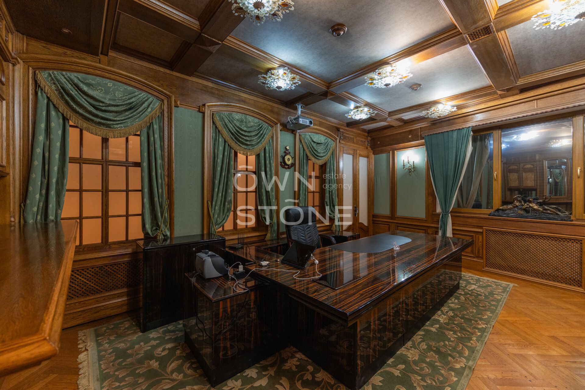 Студия, 151 м² — 1 200 000 ₽