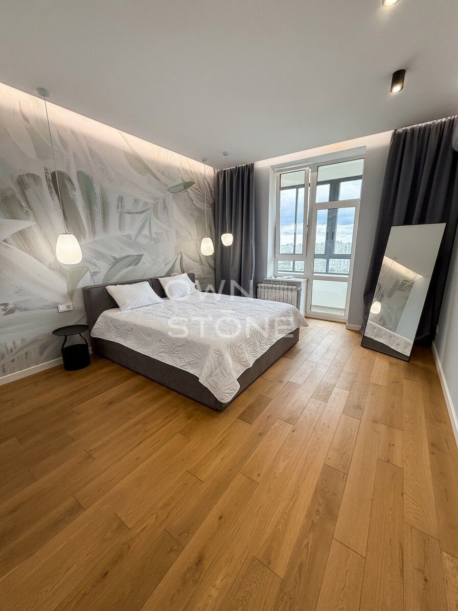 3-комнатная, 100 м² — 299 000 ₽