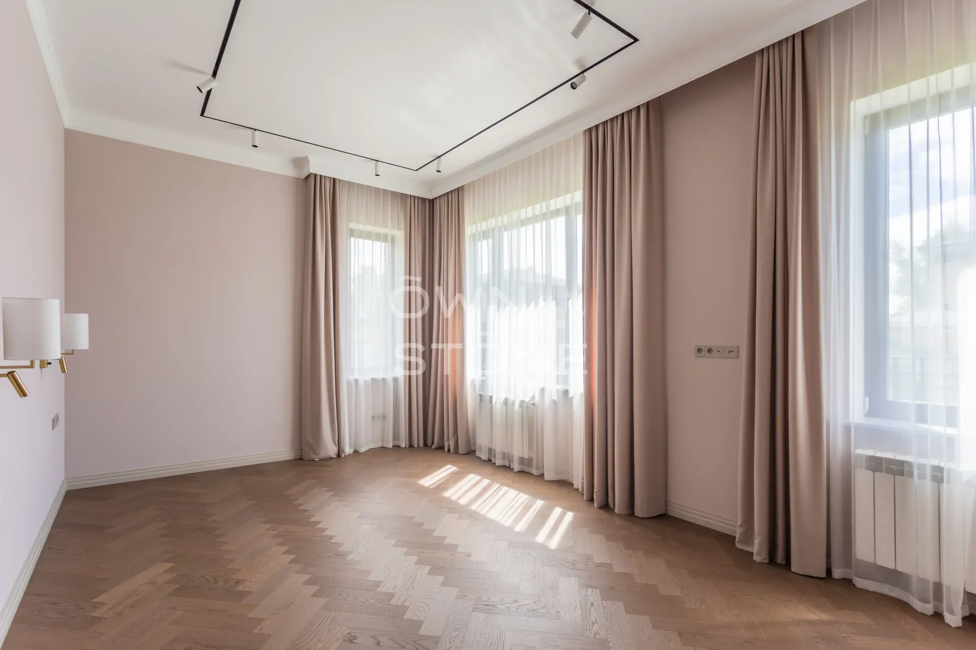 5-комнатная, 352 м² — 127 000 000 ₽
