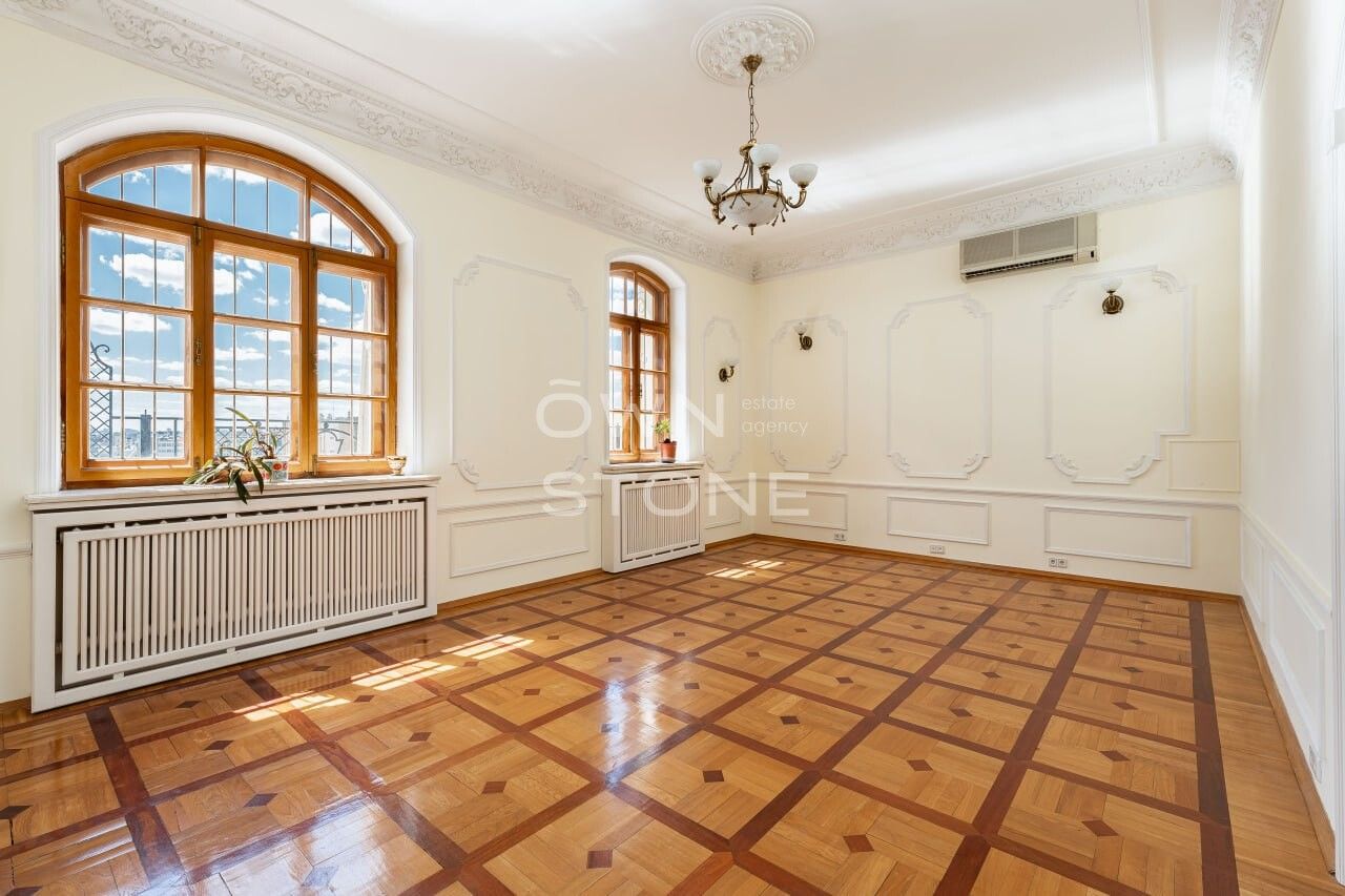 6-комнатная, 503,5 м² — 1 100 000 000 ₽