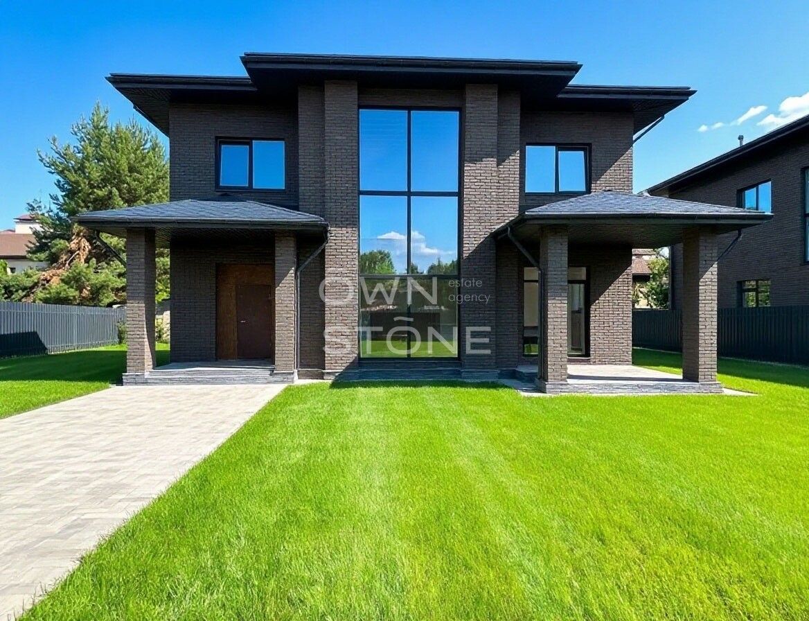 4-комнатная, 250 м² — 35 000 000 ₽