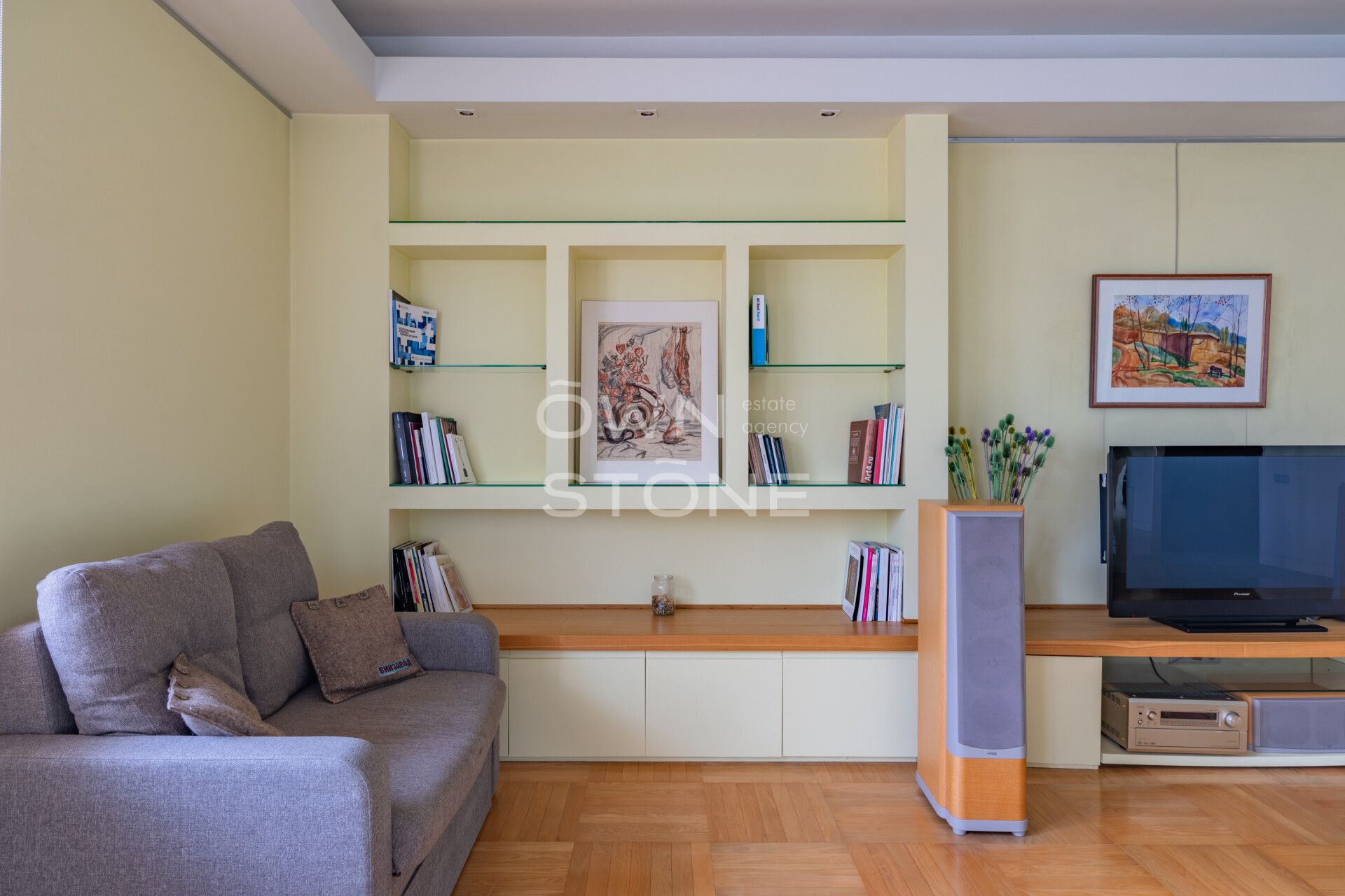 3-комнатная, 126 м² — 240 000 ₽