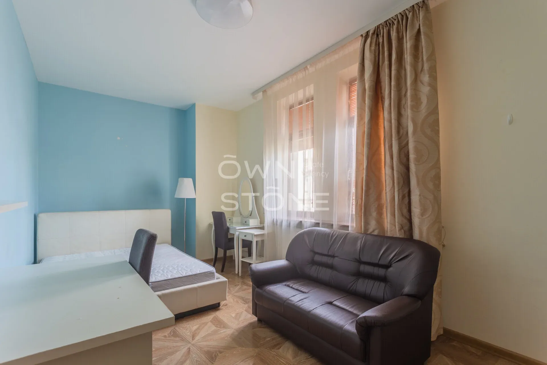 5-комнатная, 180 м² — 169 990 000 ₽
