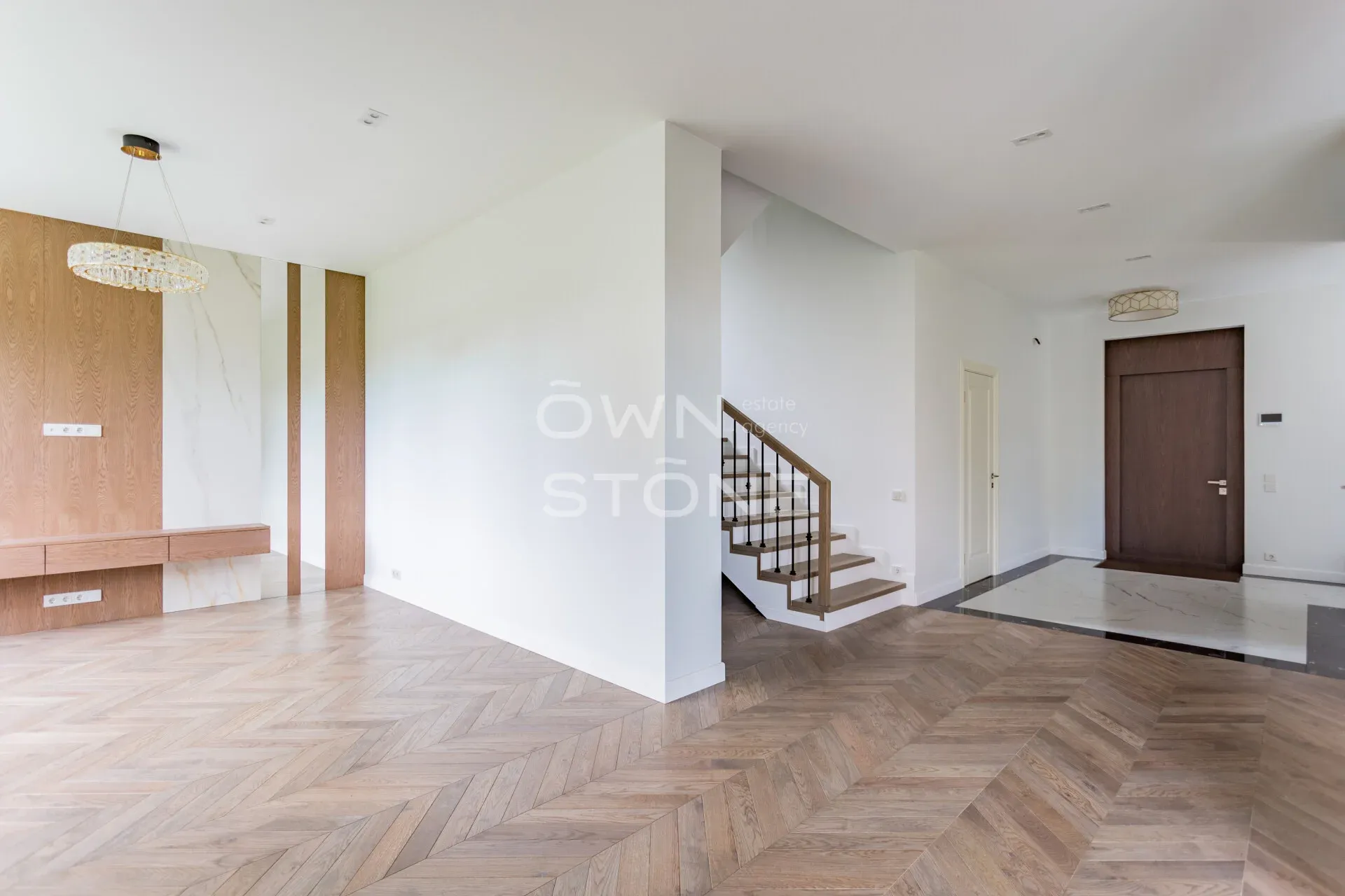 6-комнатная, 352 м² — 175 000 000 ₽