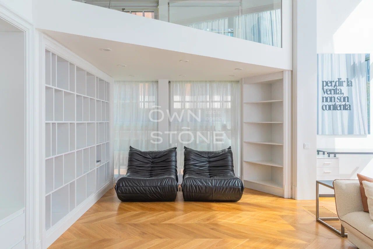 6-комнатная, 305 м² — 3 500 000 ₽