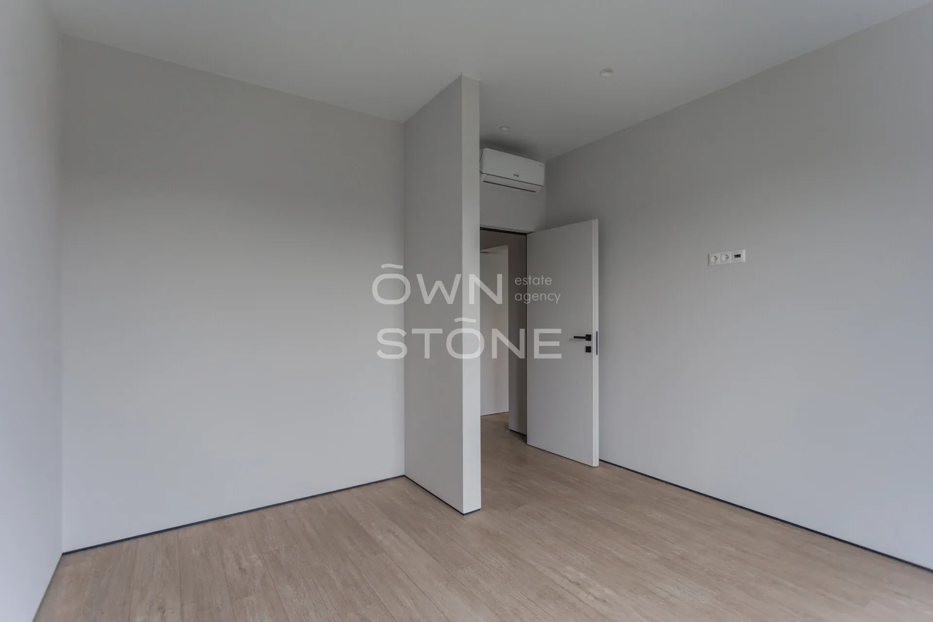 4-комнатная, 183,4 м² — 26 150 000 ₽
