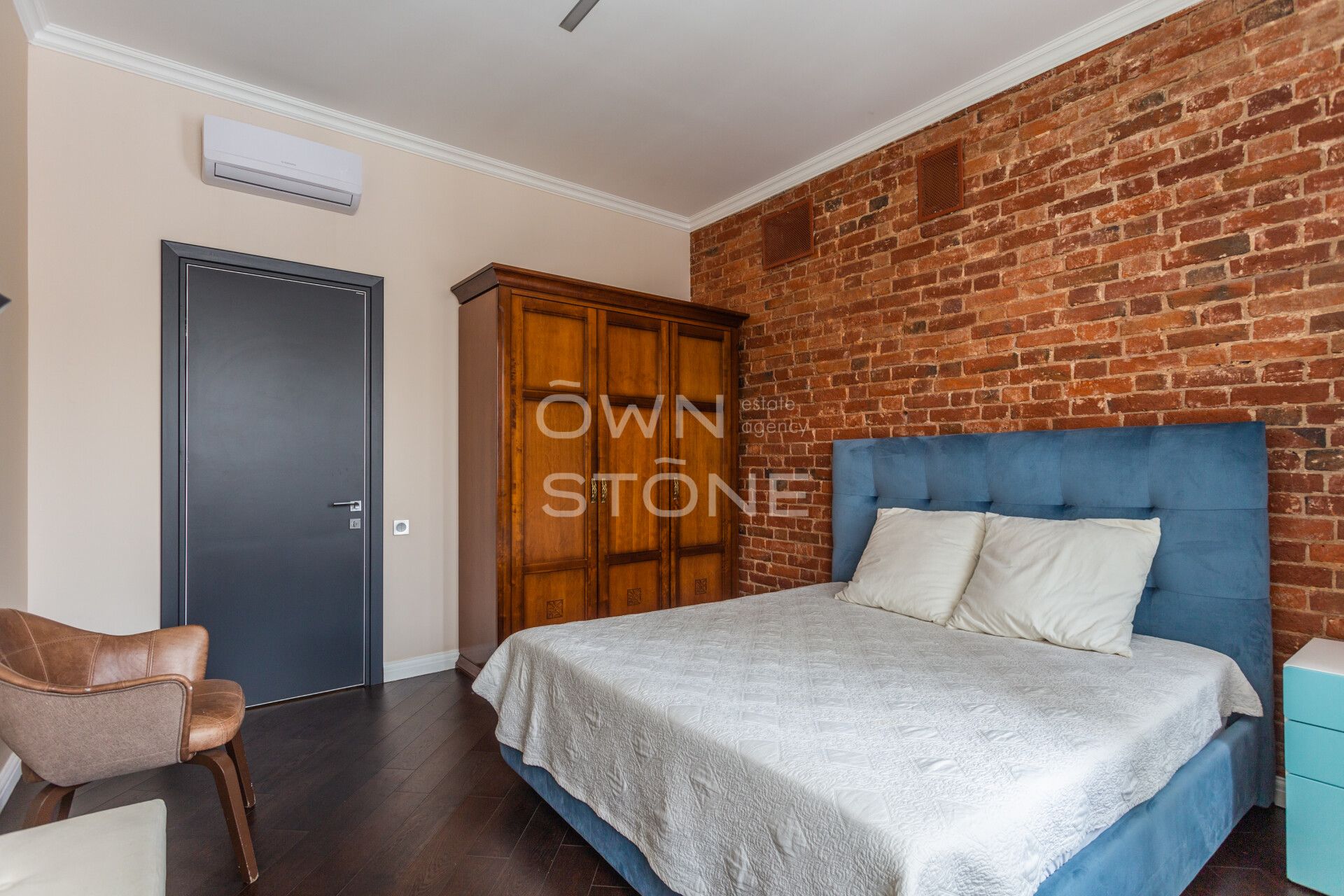 3-комнатная, 95 м² — 250 000 ₽