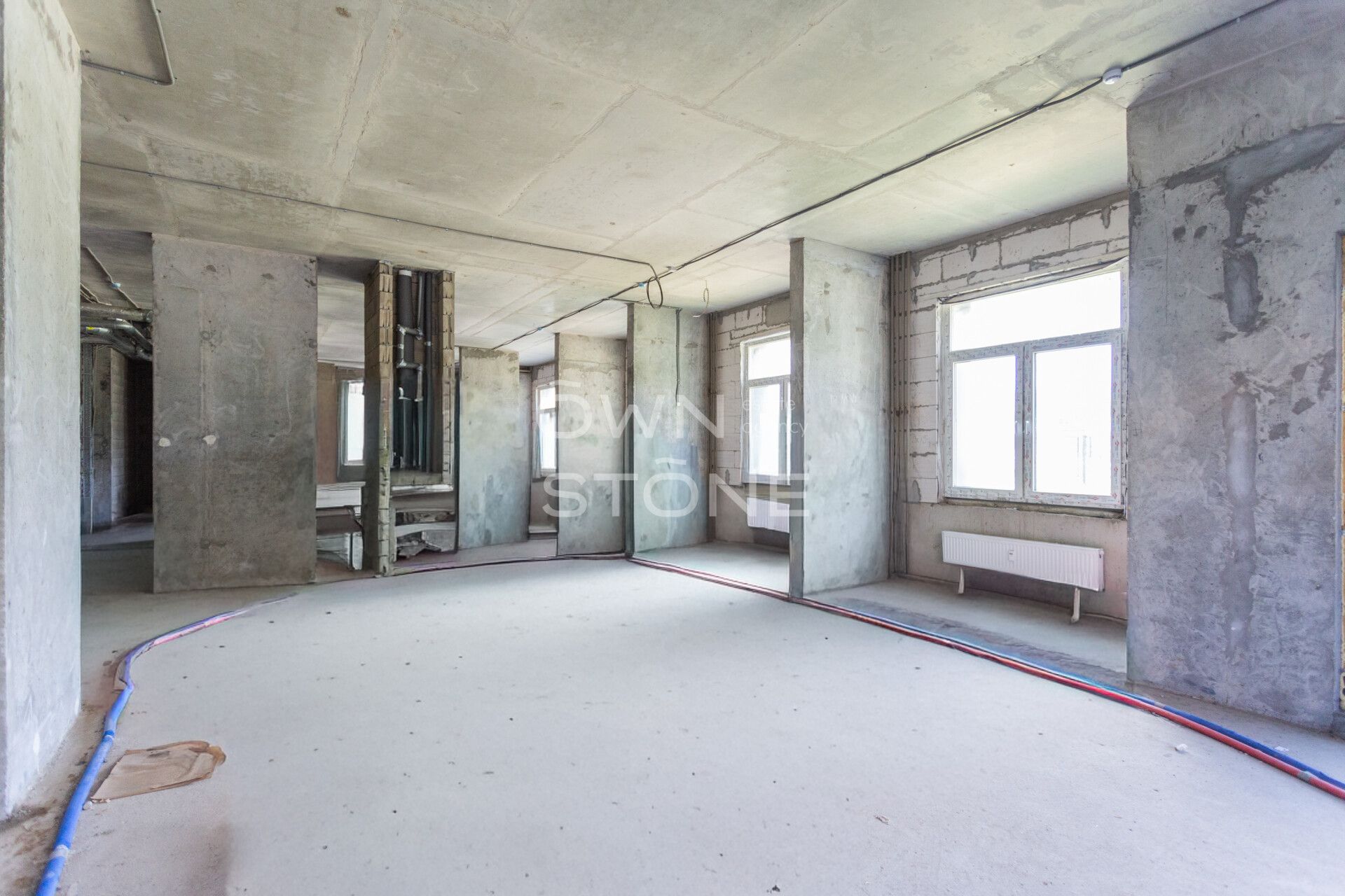 Студия, 157,8 м² — 299 000 ₽