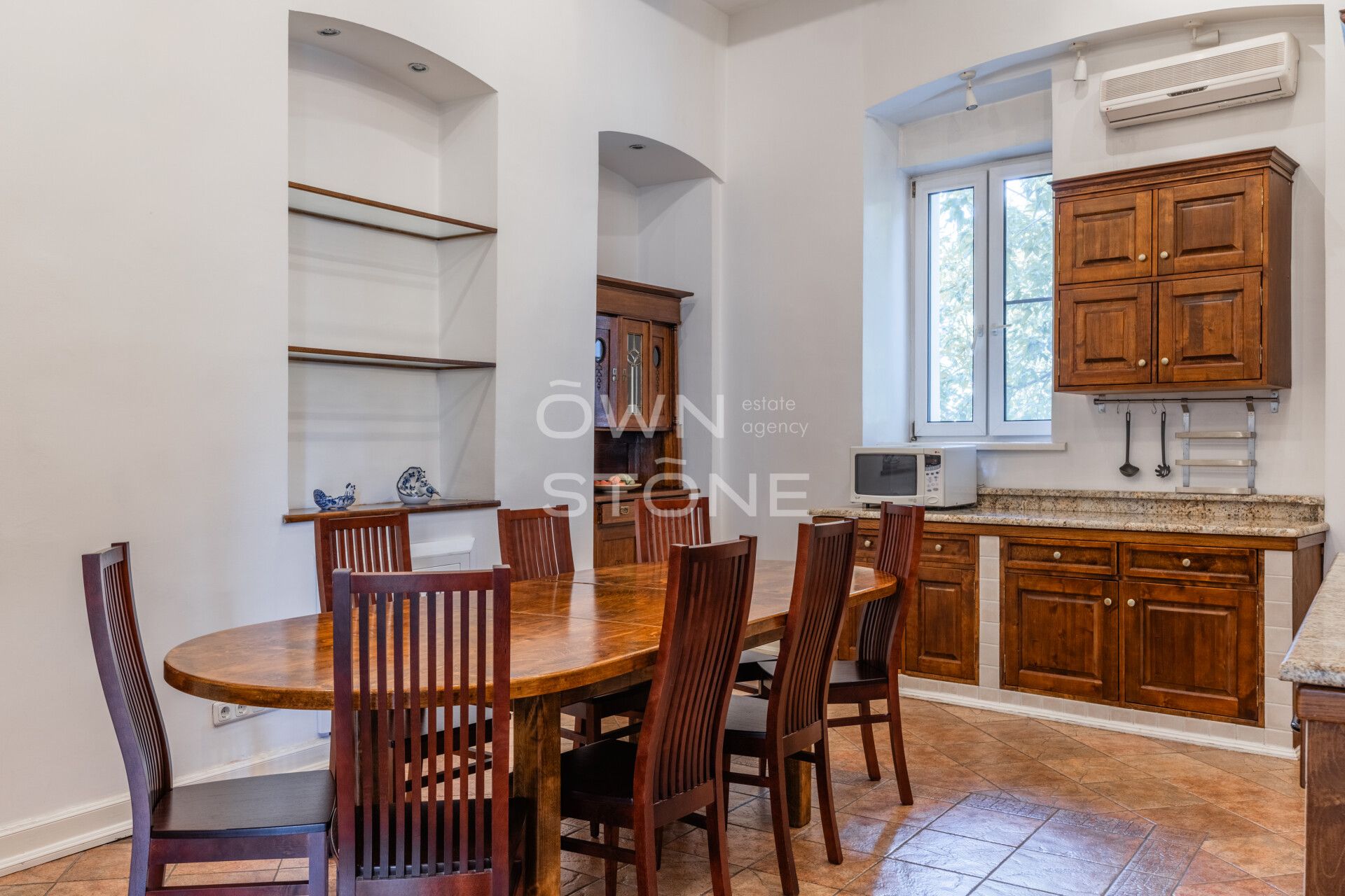 4-комнатная, 135 м² — 345 000 ₽