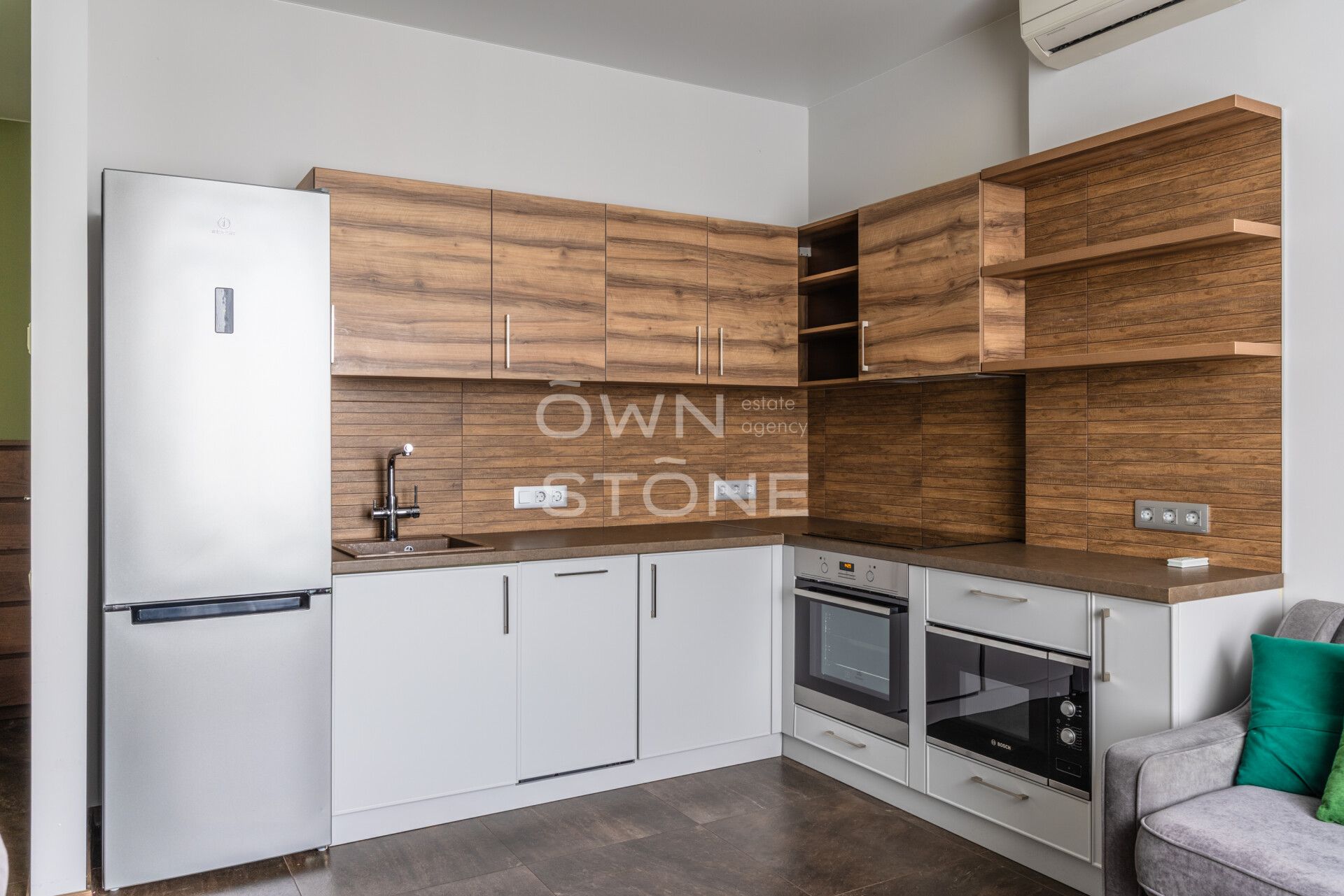 2-комнатная, 44 м² — 160 000 ₽