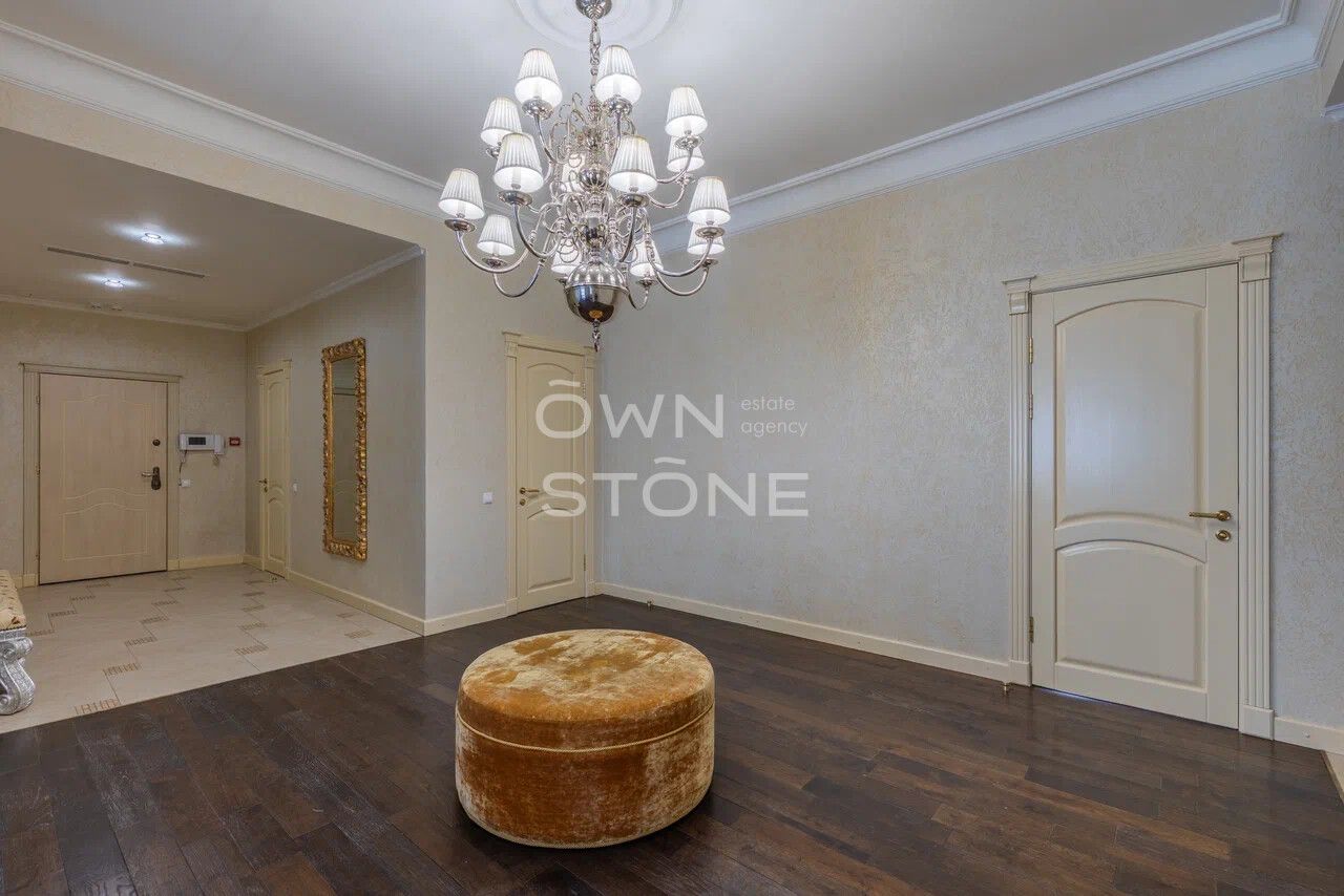 3-комнатная, 195 м² — 495 000 ₽