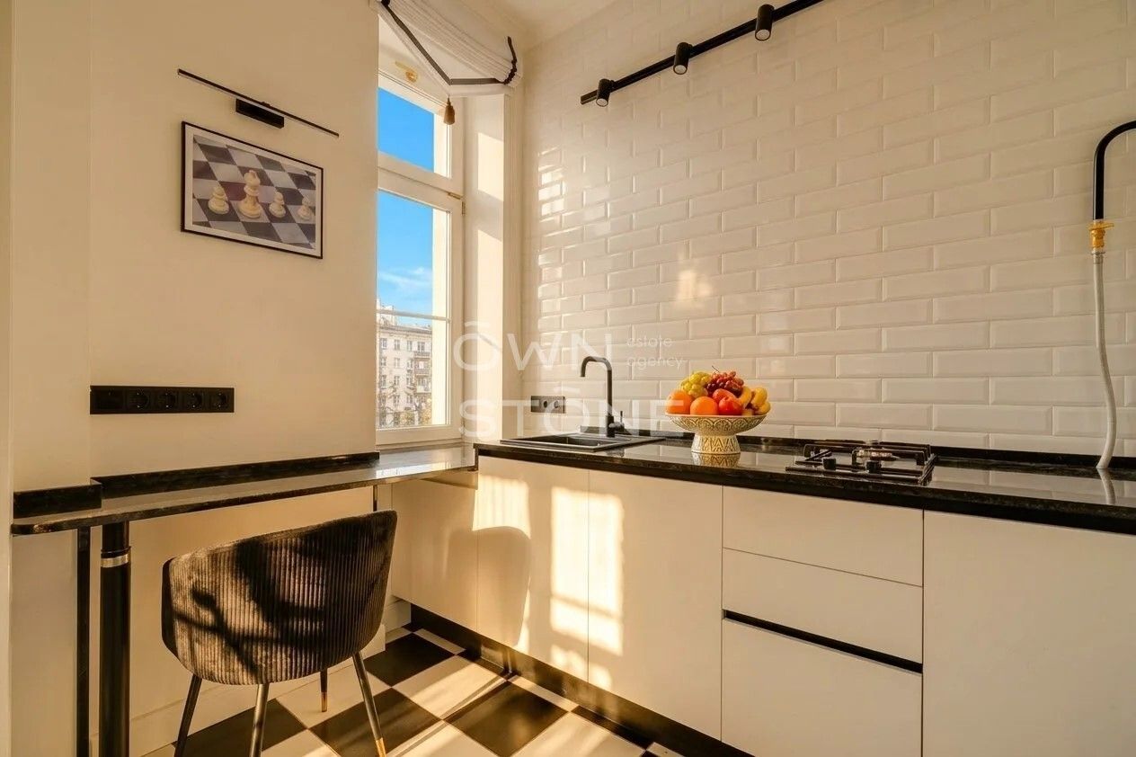 1-комнатная, 40 м² — 180 000 ₽