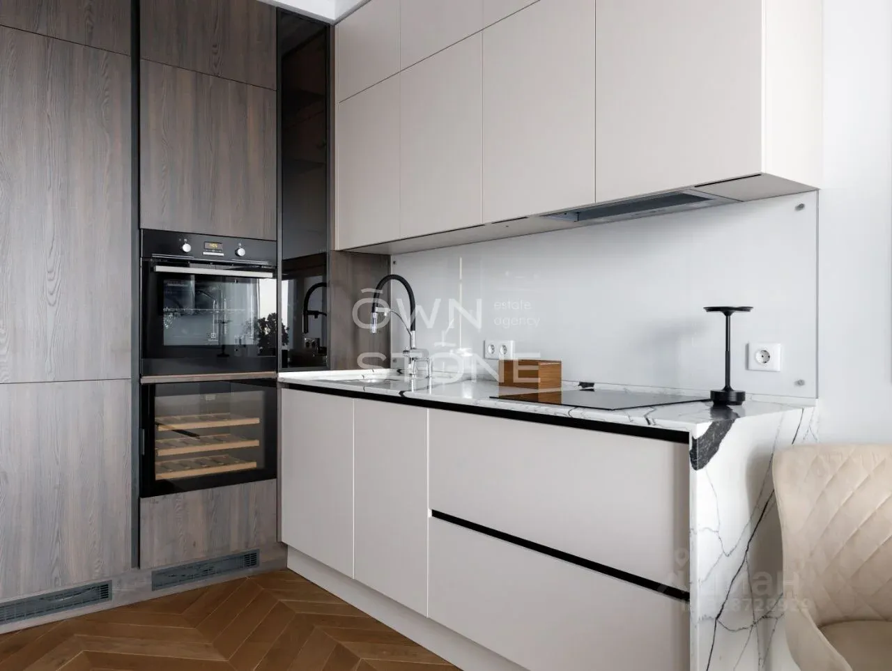 2-комнатная, 42 м² — 28 490 000 ₽