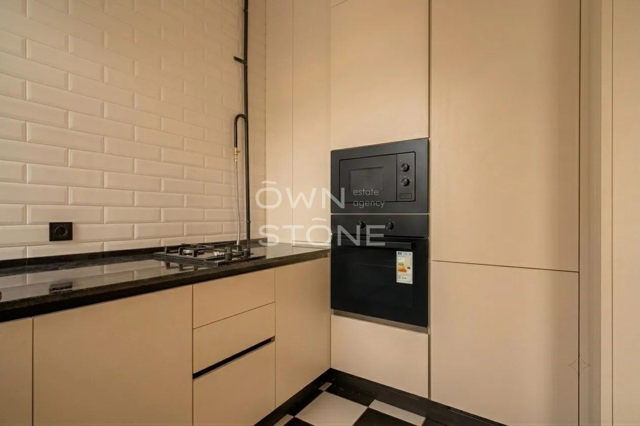 1-комнатная, 40 м² — 180 000 ₽