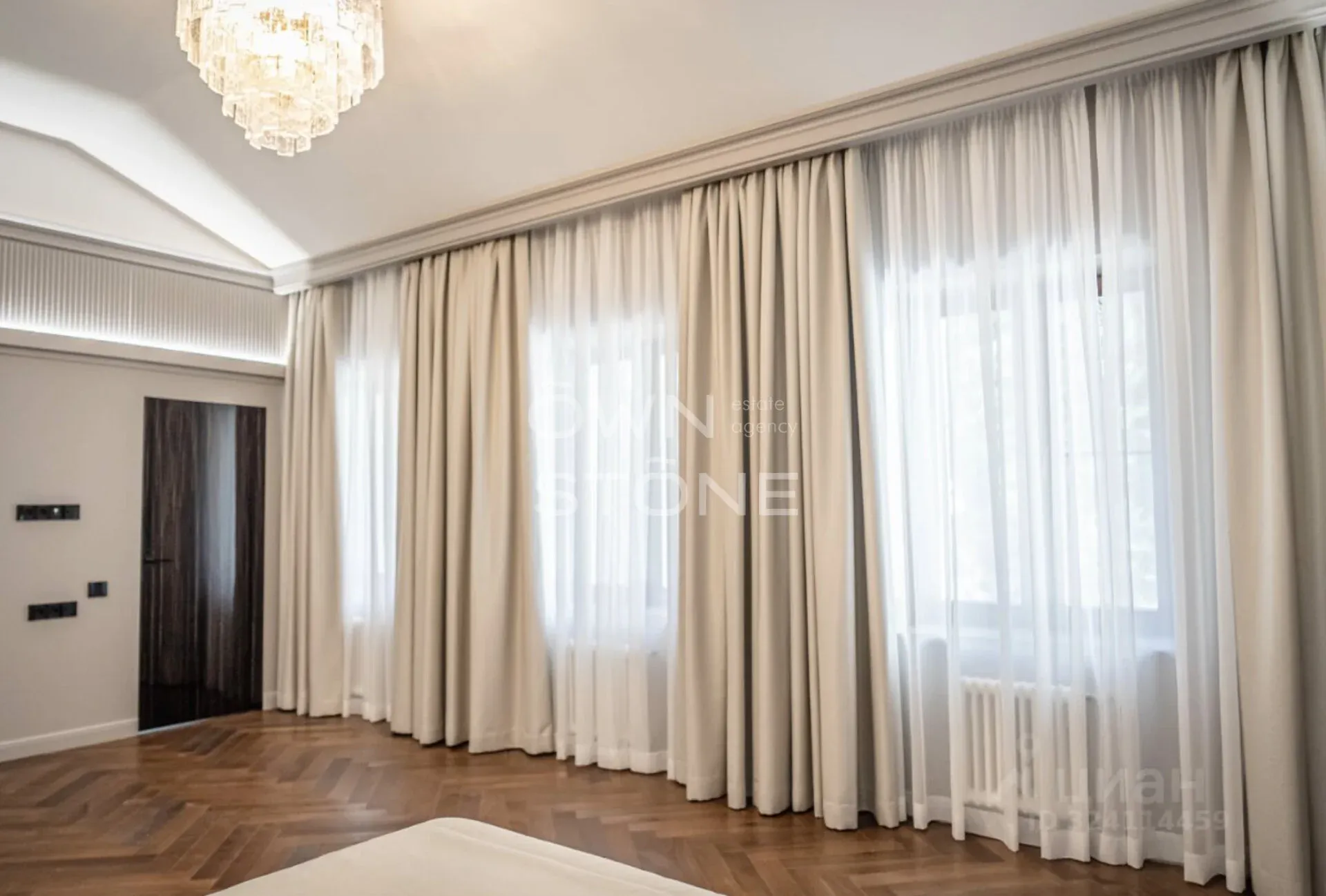 3-комнатная, 179 м² — 220 000 000 ₽