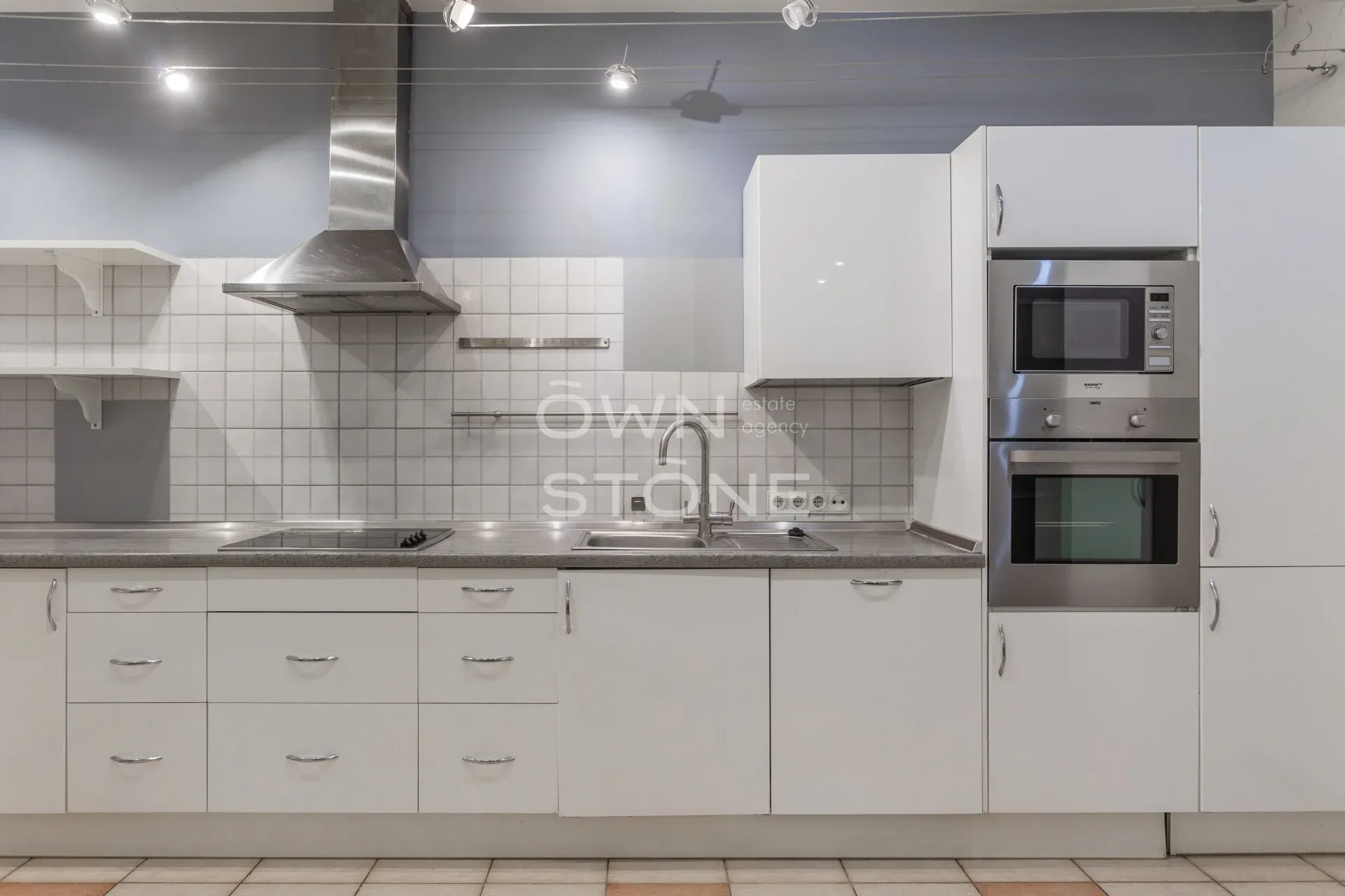 5-комнатная, 180 м² — 169 990 000 ₽