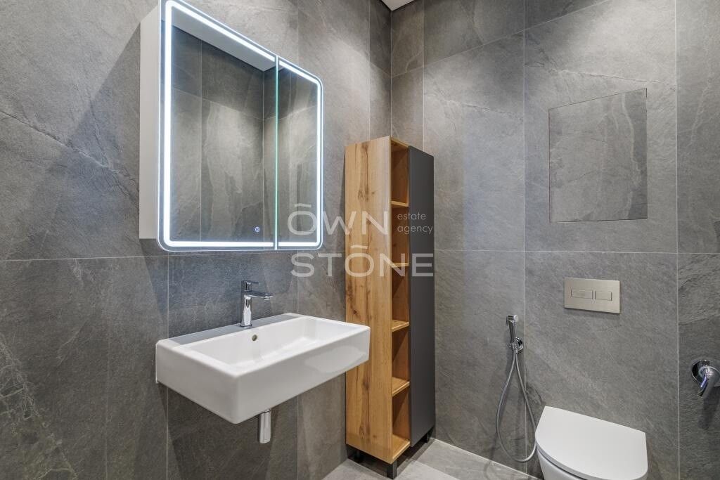 2-комнатная, 82 м² — 300 000 ₽