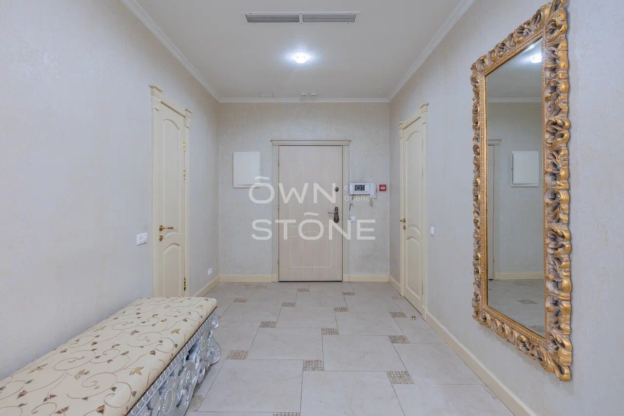 3-комнатная, 195 м² — 495 000 ₽