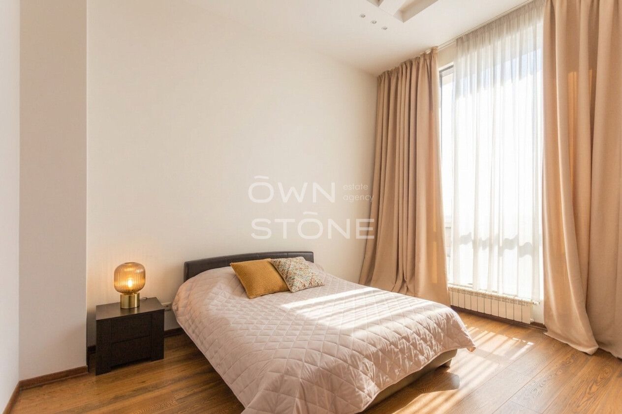 5-комнатная, 286 м² — 900 000 ₽