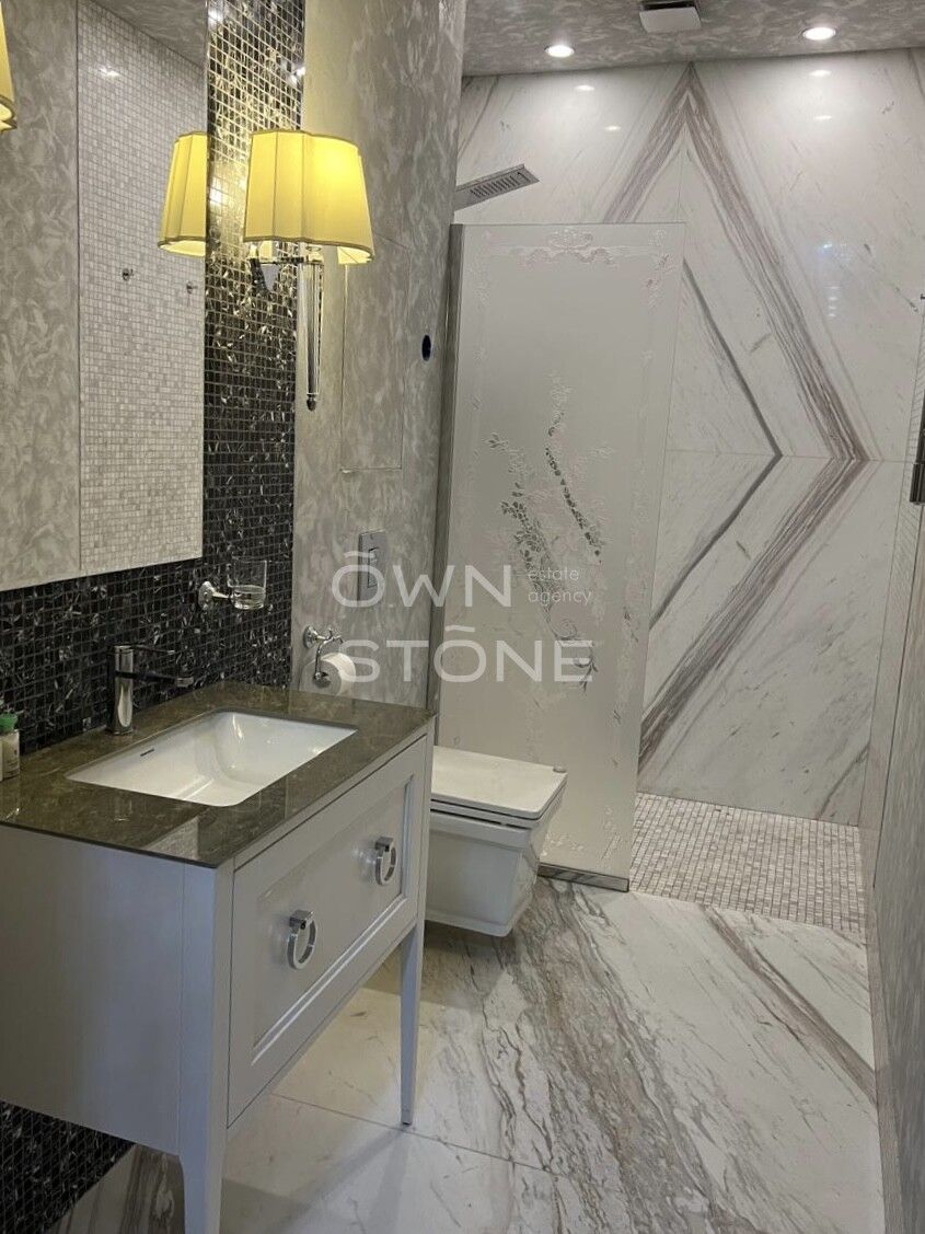 4-комнатная, 125 м² — 290 000 ₽