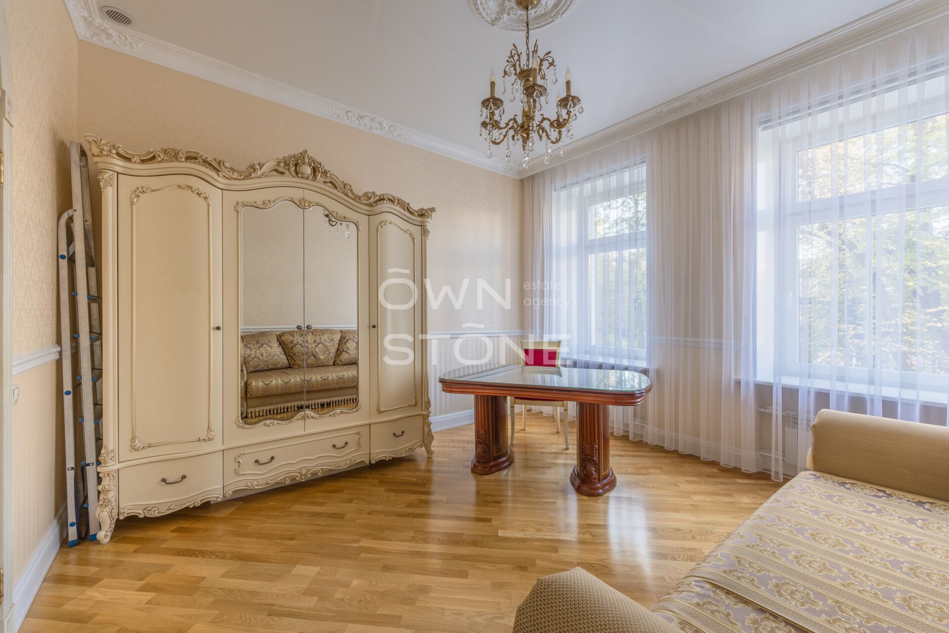 4-комнатная, 104,8 м² — 350 000 ₽