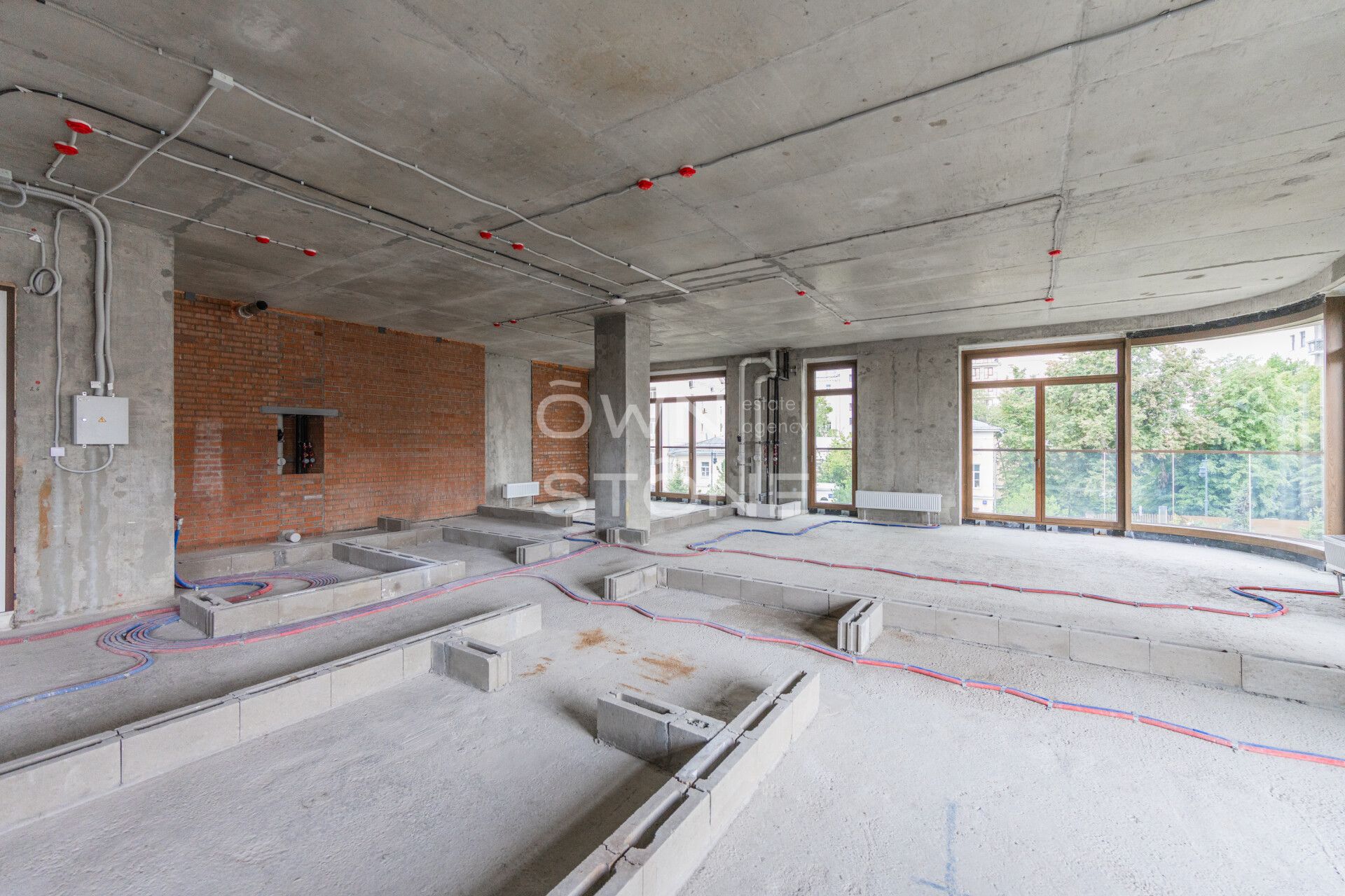 4-комнатная, 167 м² — 350 000 000 ₽