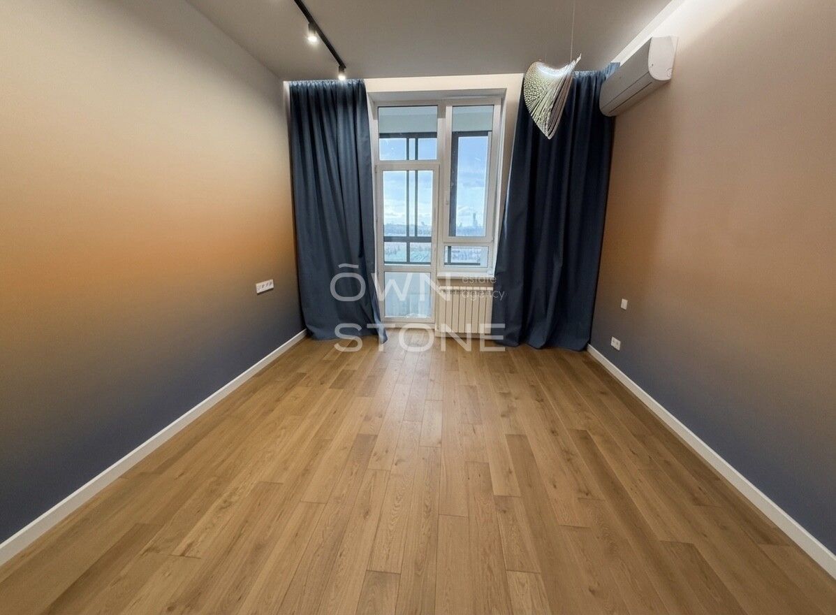 3-комнатная, 100 м² — 299 000 ₽