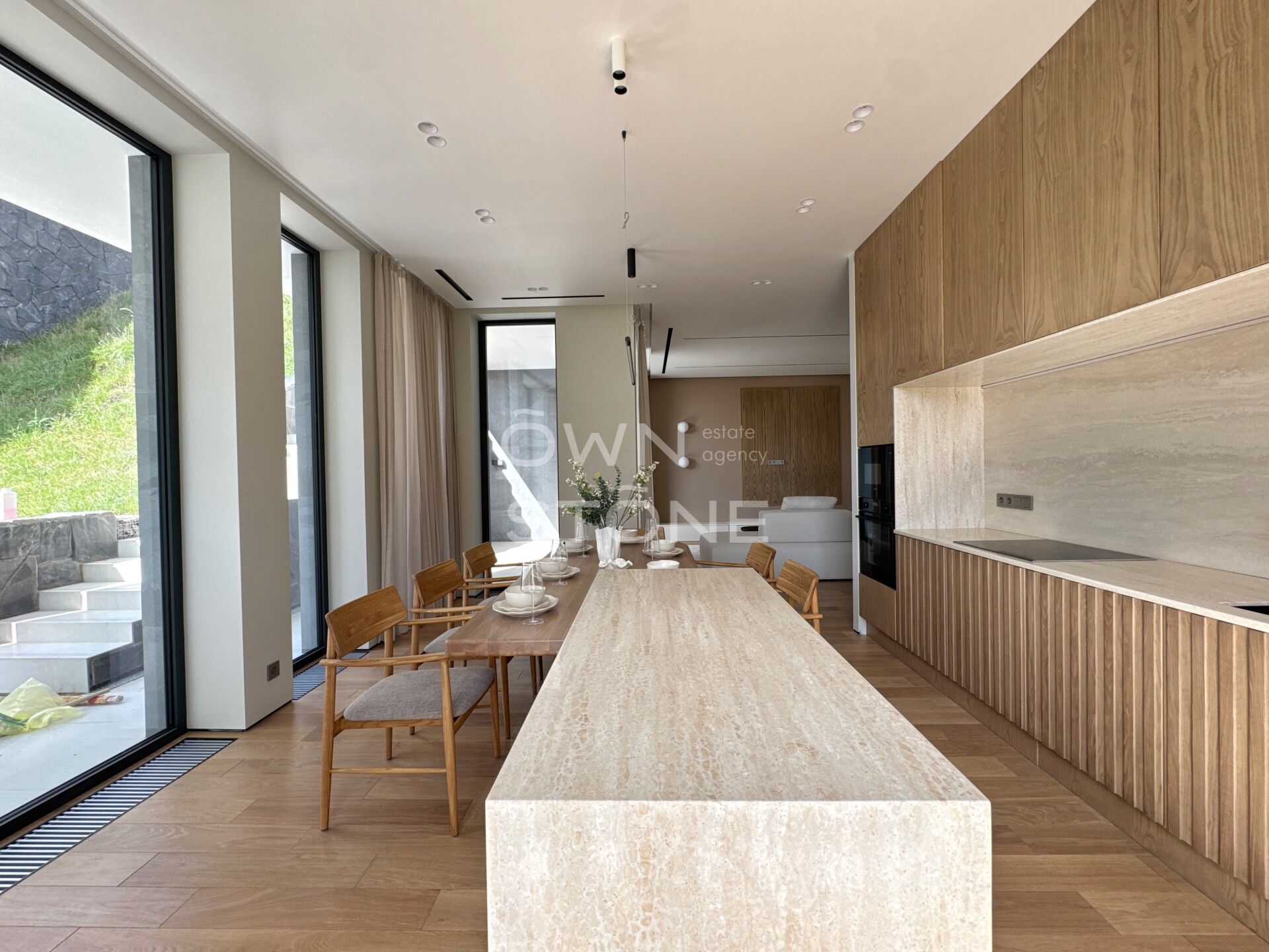 5-комнатная, 384 м² — 115 000 000 ₽