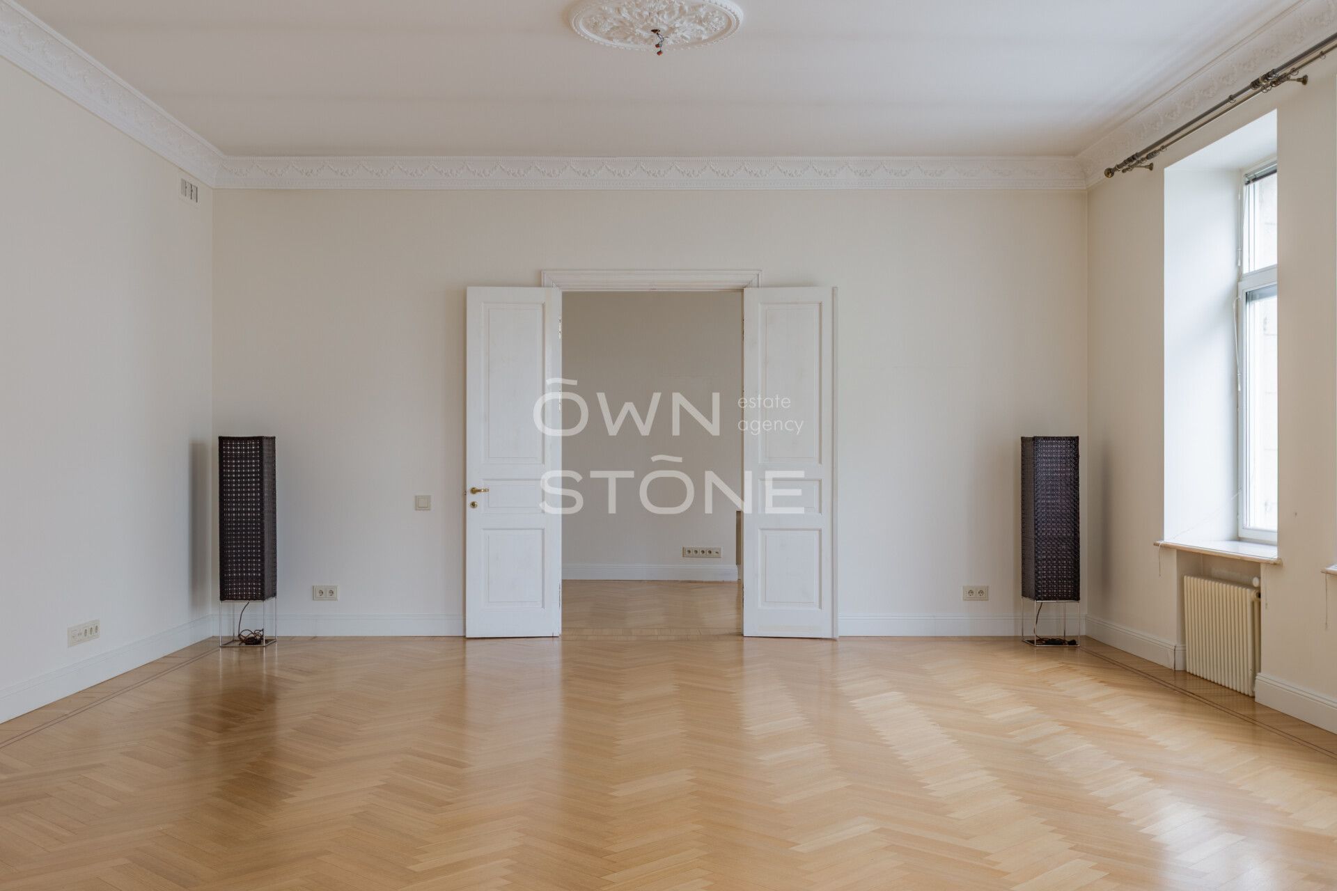 4-комнатная, 225 м² — 900 000 ₽