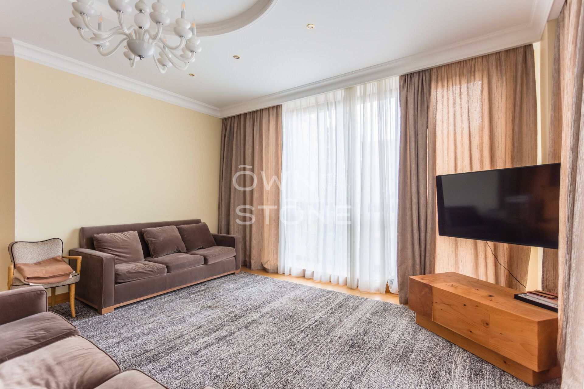 5-комнатная, 190 м² — 1 000 000 ₽