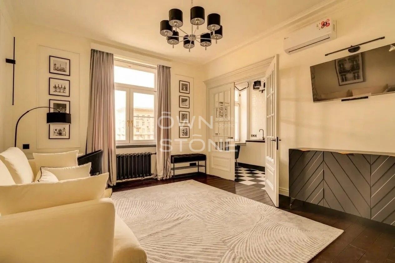 1-комнатная, 40 м² — 180 000 ₽