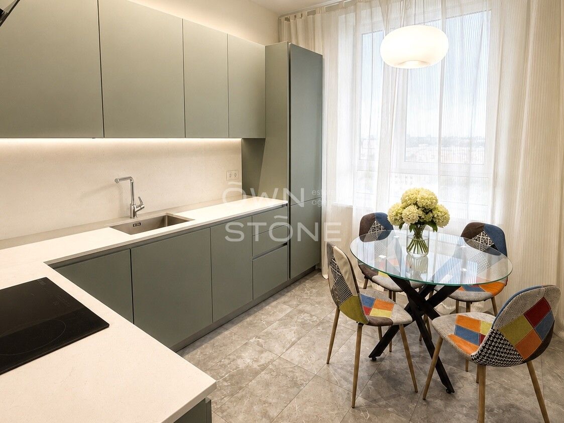 3-комнатная, 100 м² — 299 000 ₽