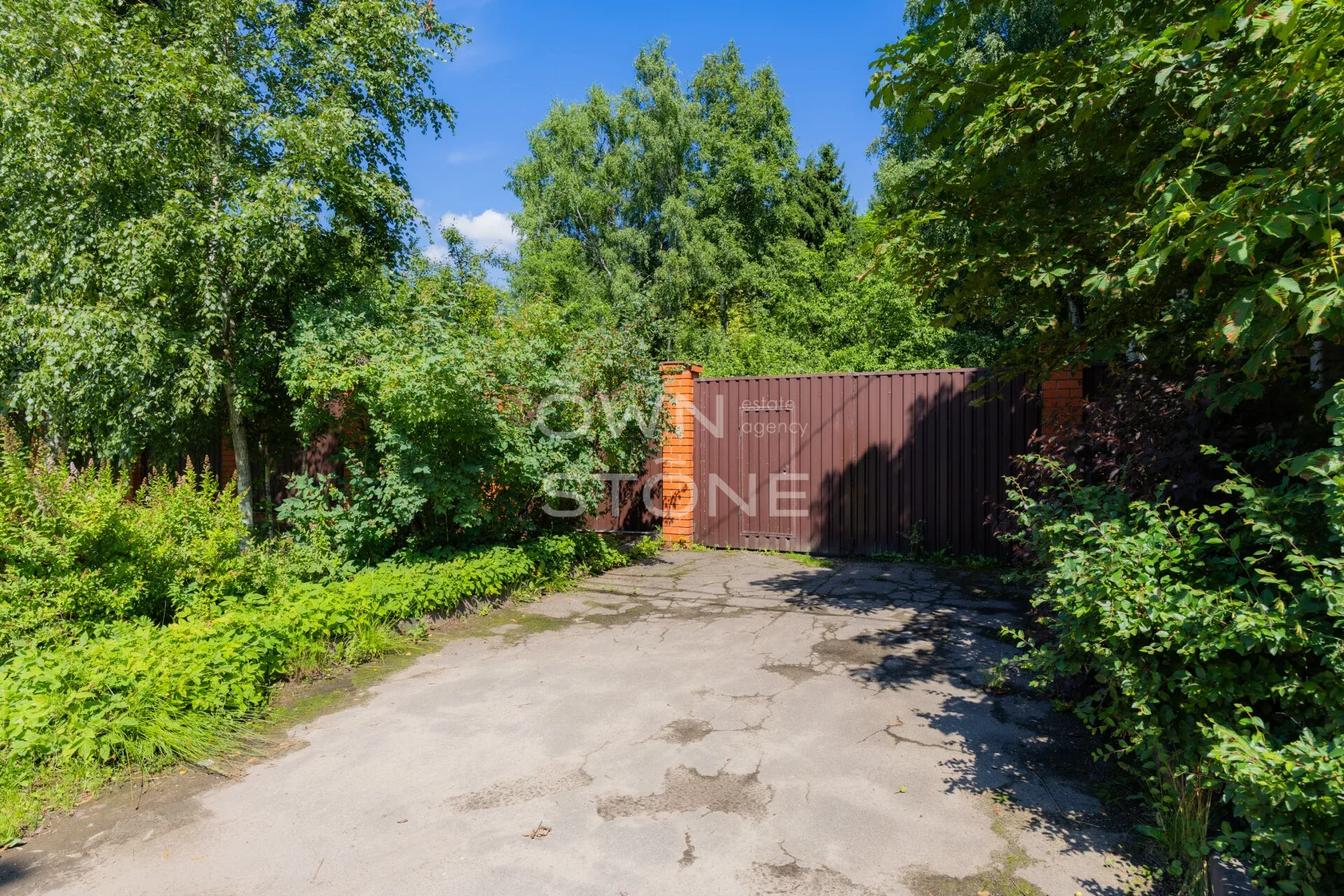 Студия, 1 500 м² — 27 500 000 ₽