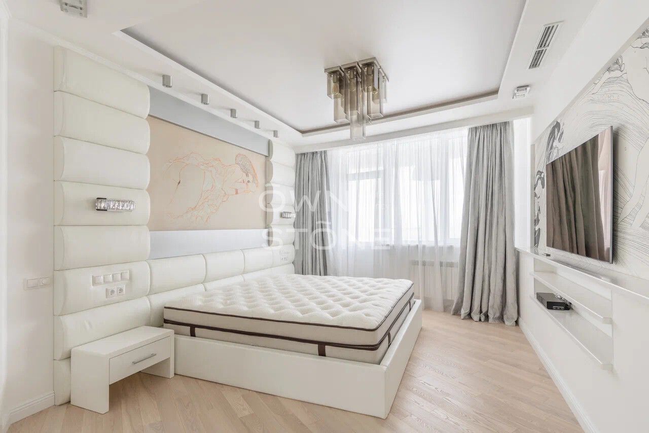 3-комнатная, 128 м² — 60 000 000 ₽